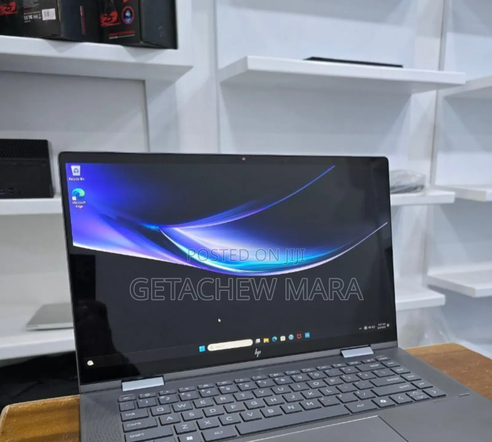 New Laptop HP Envy X360 8GB Intel Core I7 SSD 1T