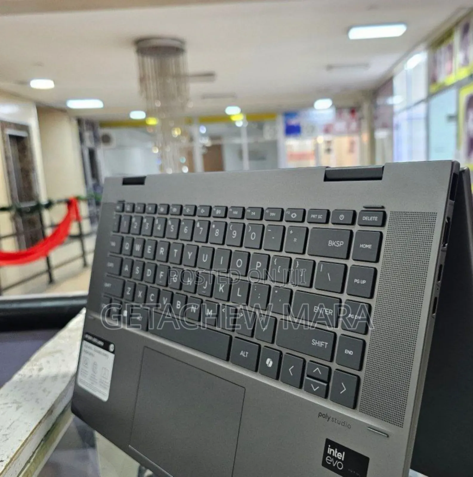 New Laptop HP Envy X360 8GB Intel Core I7 SSD 1T