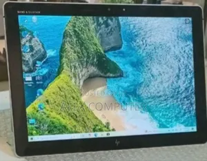 New Laptop HP X2 210 G2 8GB Intel Core I5 SSD 256GB