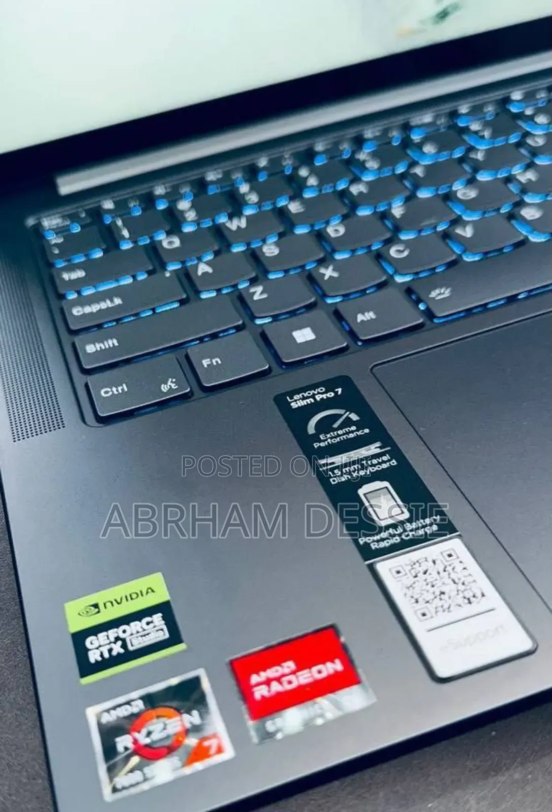 New Laptop Lenovo Yoga 7i 16GB Intel Core Ultra 7 SSD 1T