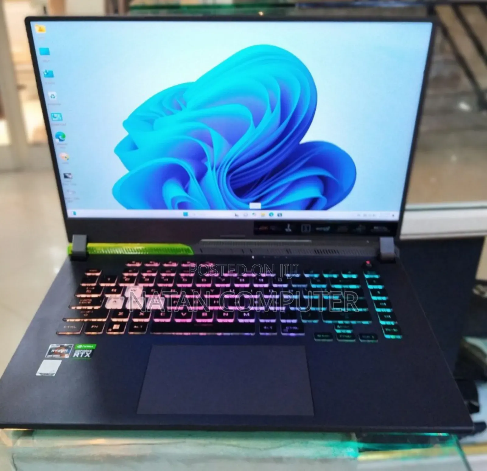 New Laptop Asus ROG Strix G17 16GB AMD Ryzen 9 SSD 512GB