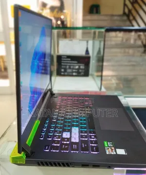 New Laptop Asus ROG Strix G17 16GB AMD Ryzen 9 SSD 512GB