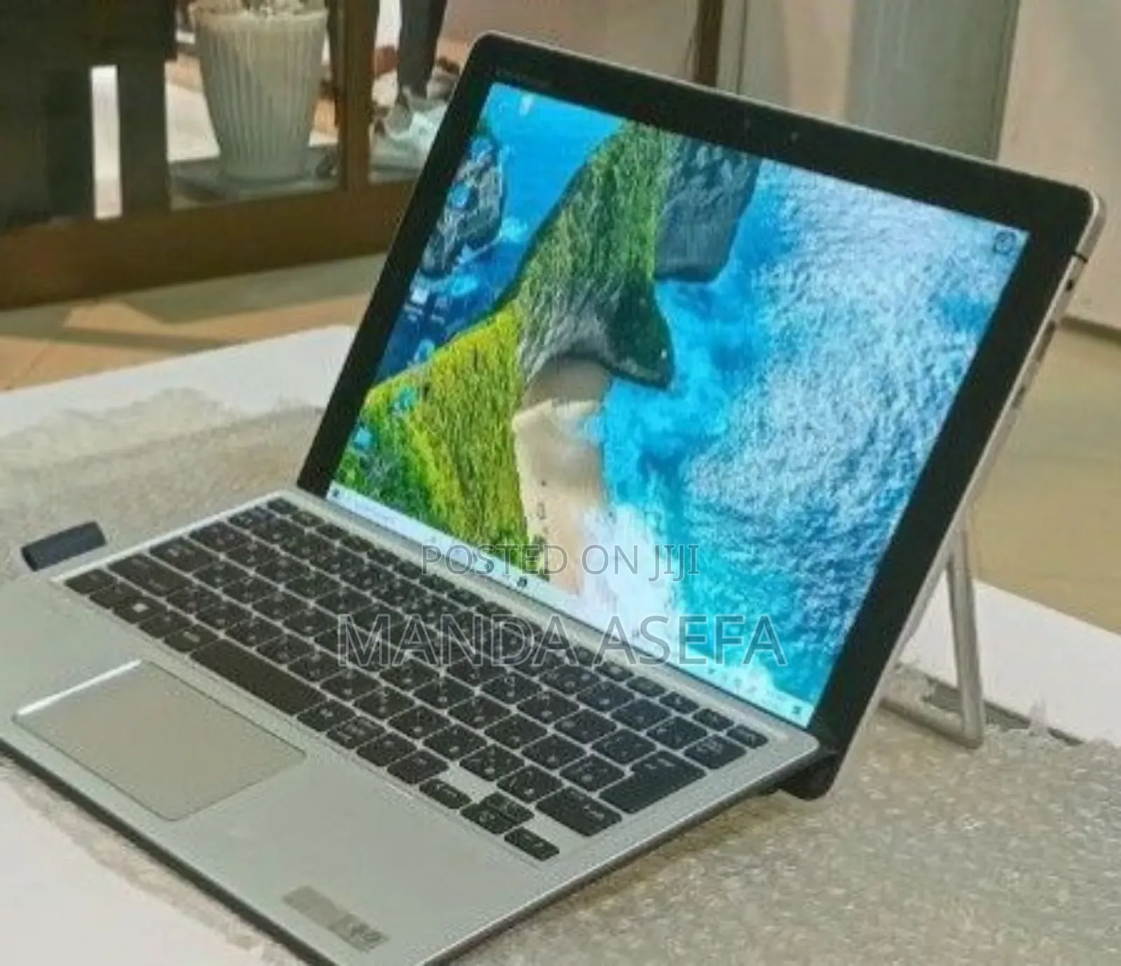 New Laptop HP Elite X2 1012 8GB Intel Core I5 SSD 256GB