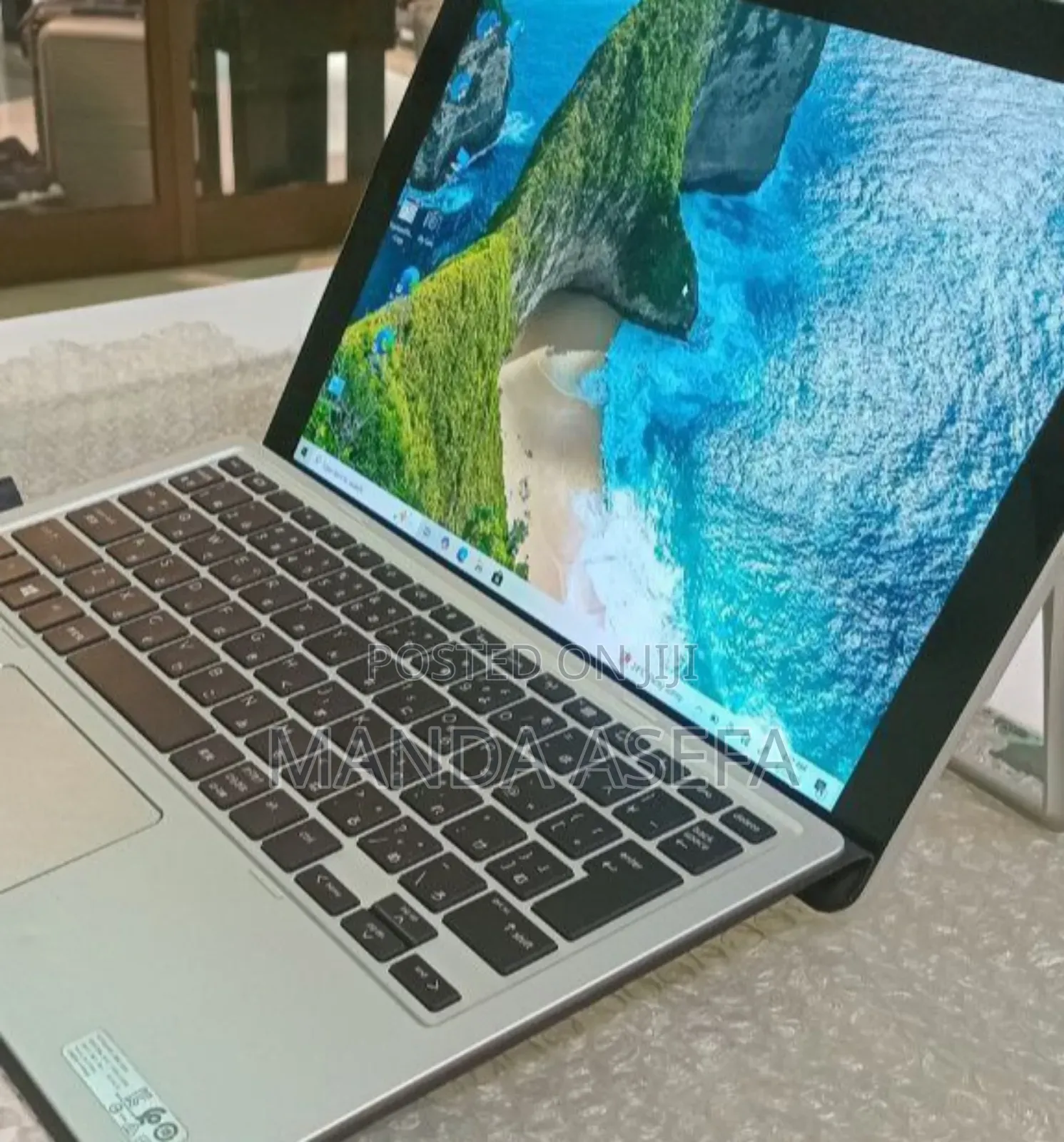 New Laptop HP Elite X2 1012 8GB Intel Core I5 SSD 256GB