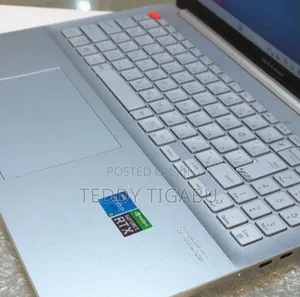 New Laptop Asus 16GB Intel Core I5 SSD 512GB