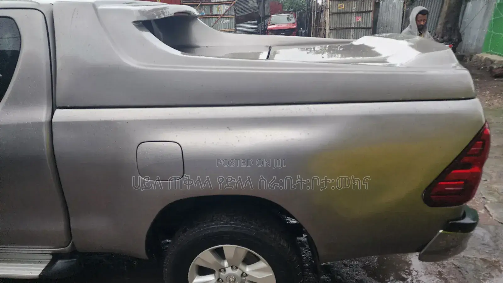 Toyota Hilux 2019 Pink