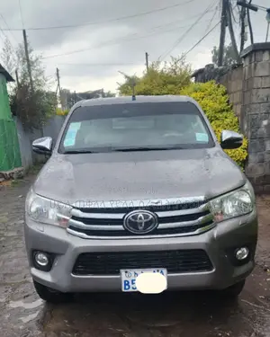 Toyota Hilux 2019 Pink