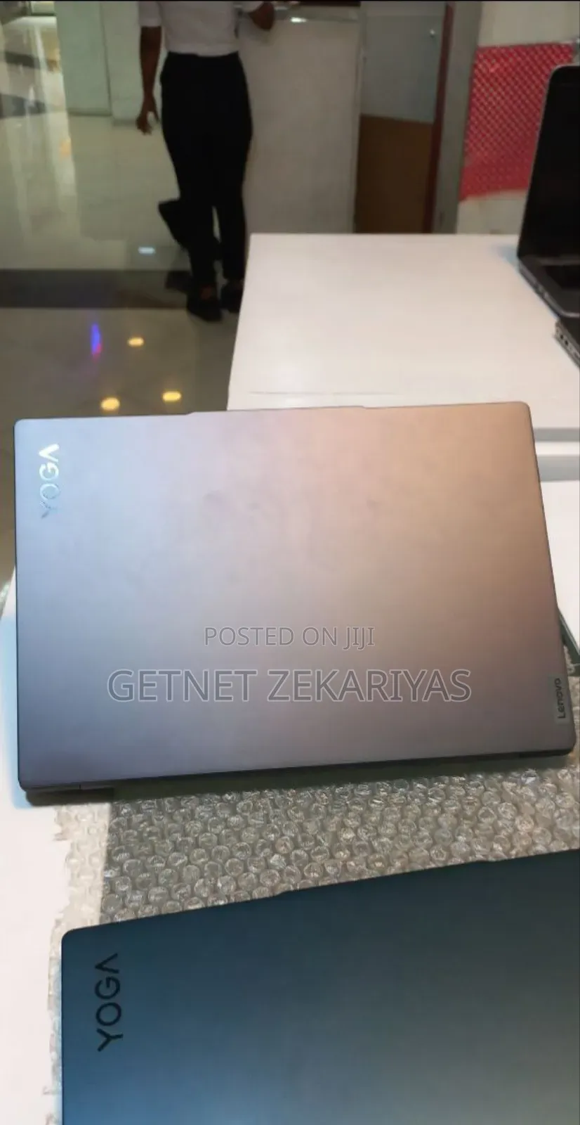 New Laptop Lenovo Yoga 330 32GB Intel Core I7 SSD 1T
