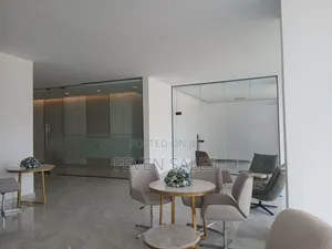 በመሀል ቦሌ የንግድጨሱቅ