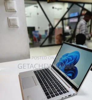 Photo - New Laptop HP EliteBook 840 16GB Intel Core I5 SSD 512GB