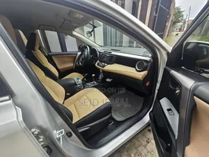 Toyota RAV4 2016 Silver
