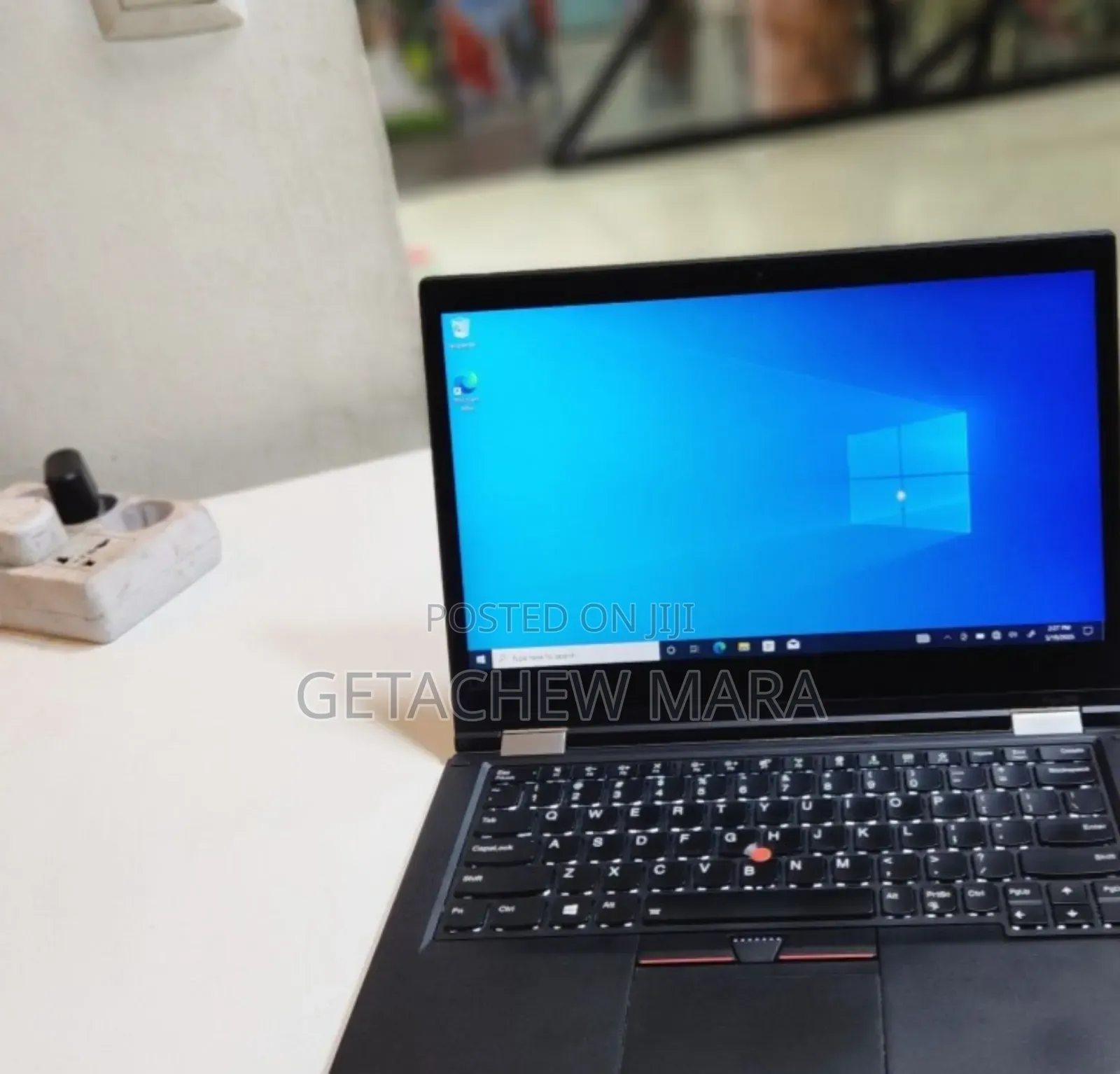 New Laptop Lenovo ThinkPad Yoga 370 8GB Intel Core I5 eMMC 1T