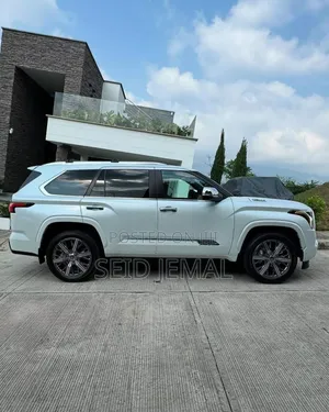 New Toyota Sequoia 2024 White