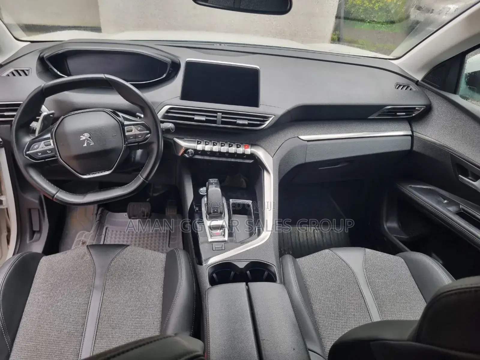 Peugeot 5008 2021 White