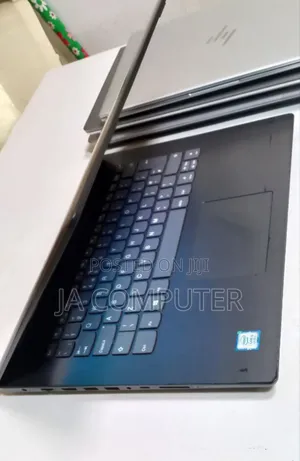 New Laptop Lenovo Ideapad 3 4GB Intel Core I5 HDD 1T