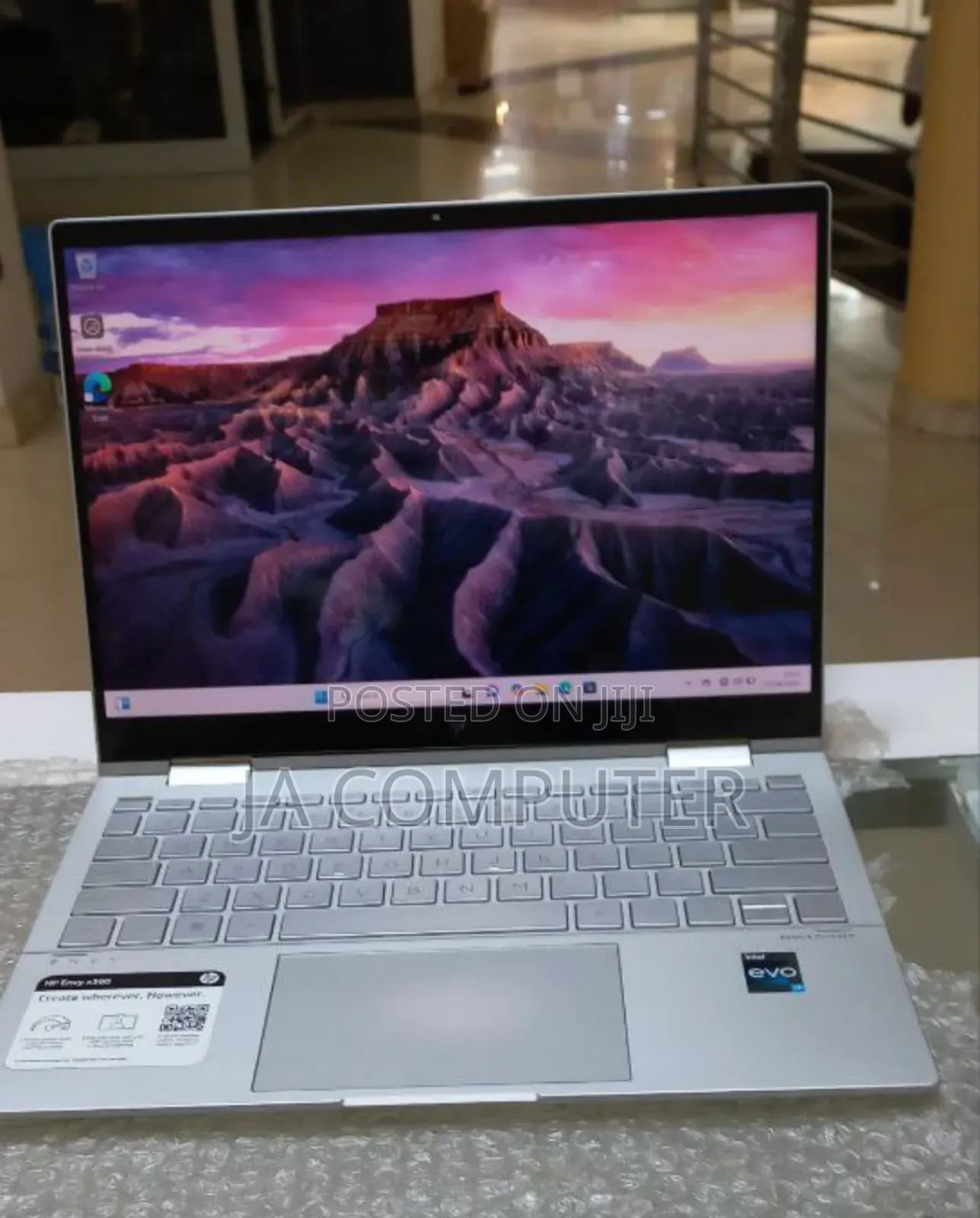 New Laptop HP Envy X360 8GB Intel Core I7 SSD 512GB