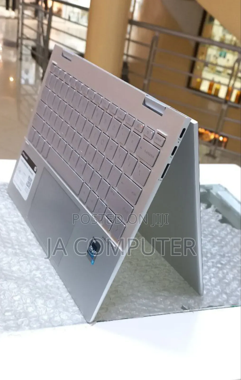 New Laptop HP Envy X360 8GB Intel Core I7 SSD 512GB