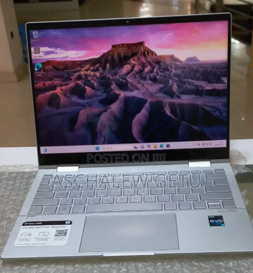New Laptop HP Envy X360 8GB Intel Core I7 SSD 512GB