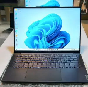 New Laptop Lenovo Yoga 7i 32GB Intel Core I7 SSD 1T