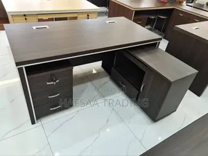 Photo - Iimported Managerial Table