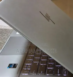 New Laptop HP Envy X360 8GB Intel Core I7 SSD 512GB