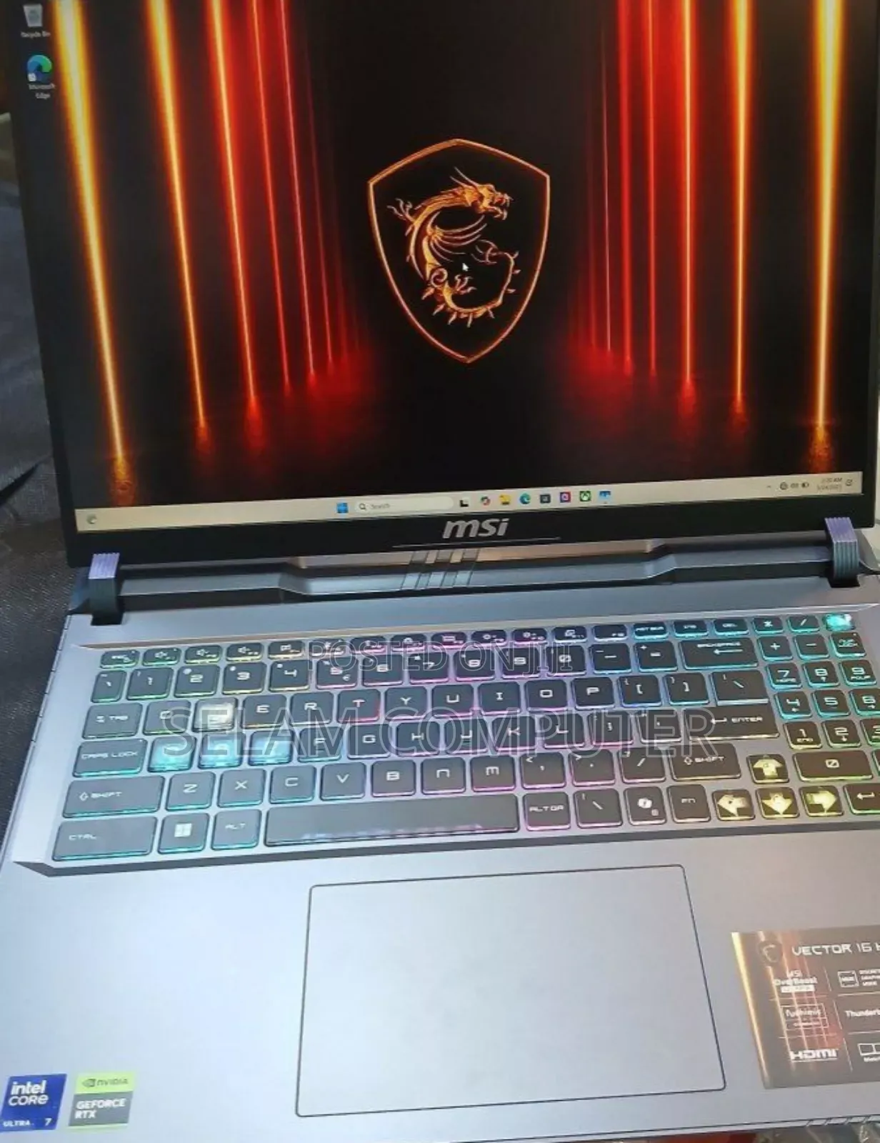 New Laptop MSI GP75 Leopard 16GB Intel Core Ultra 7 SSD 1T