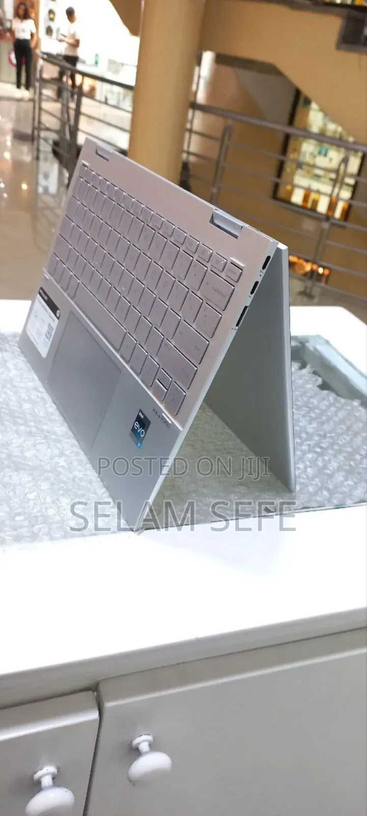 New Laptop HP Envy X360 8GB Intel Core I7 SSD 512GB