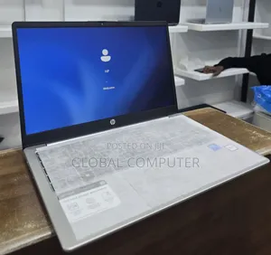 New Laptop HP 14-Dq1025cl 12GB Intel Core I5 SSD 512GB