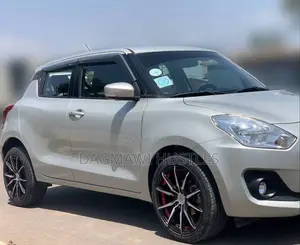 Suzuki Swift 2022 Silver