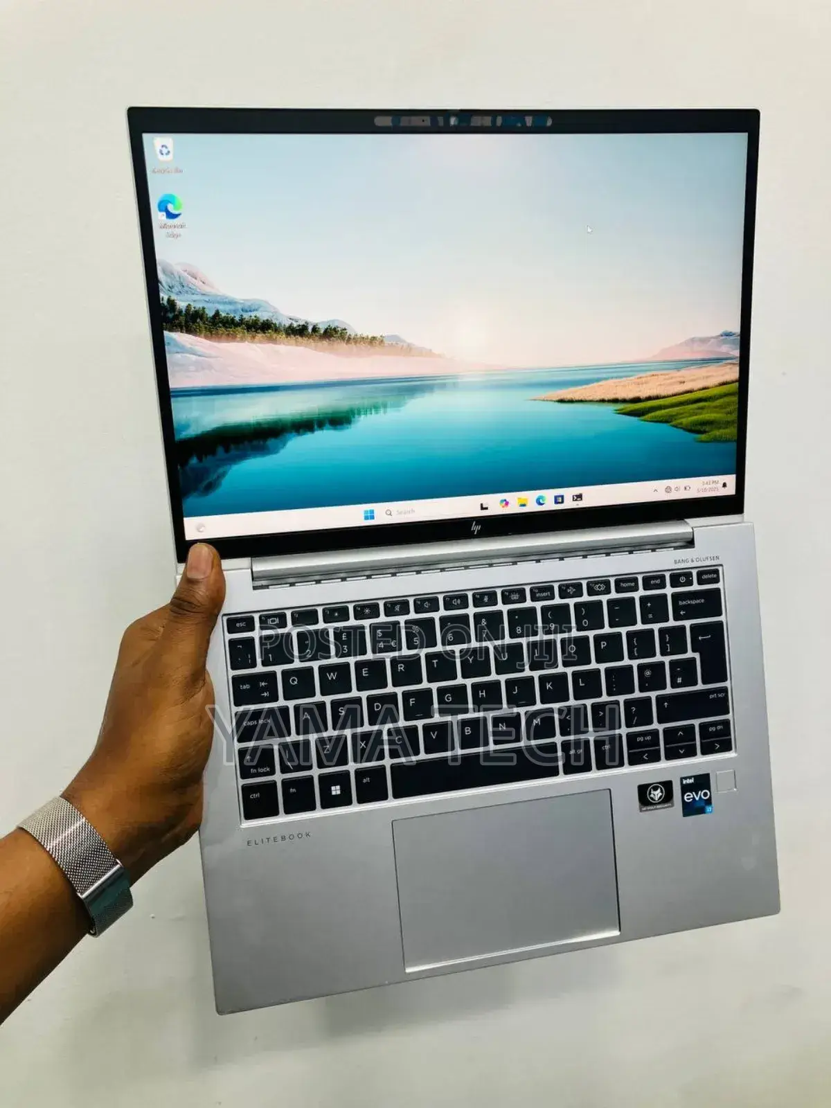 New Laptop HP EliteBook 840 G9 16GB Intel Core I7 SSD 1T