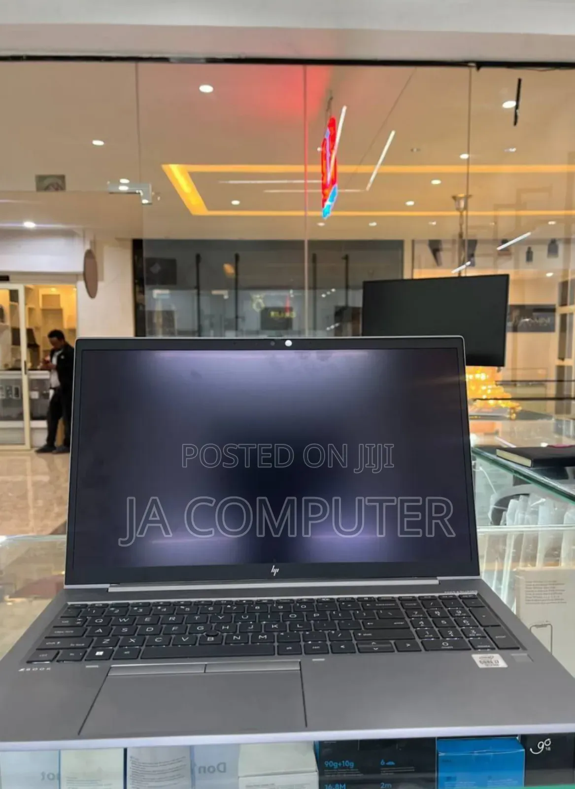 New Laptop HP Zbook Studio G7 16GB Intel Core I7 SSD 512GB