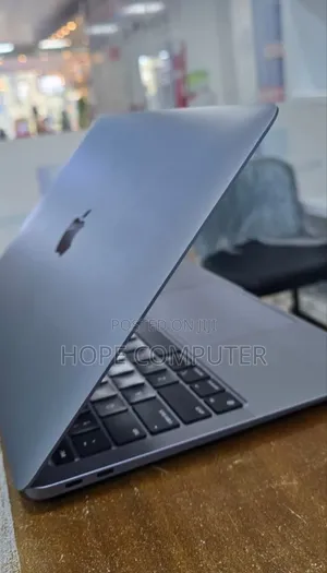 New Laptop Apple MacBook Air 2020 M1 8GB Apple M1 SSD 256GB