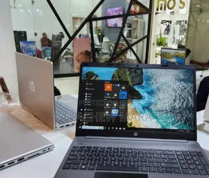 New Laptop HP Pavilion 15 8GB Intel Core I5 SSD 512GB