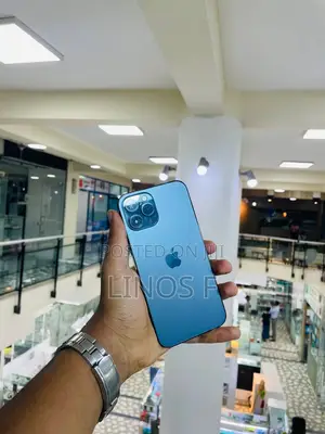 Photo - Apple iPhone 12 Pro Max 256 GB Blue