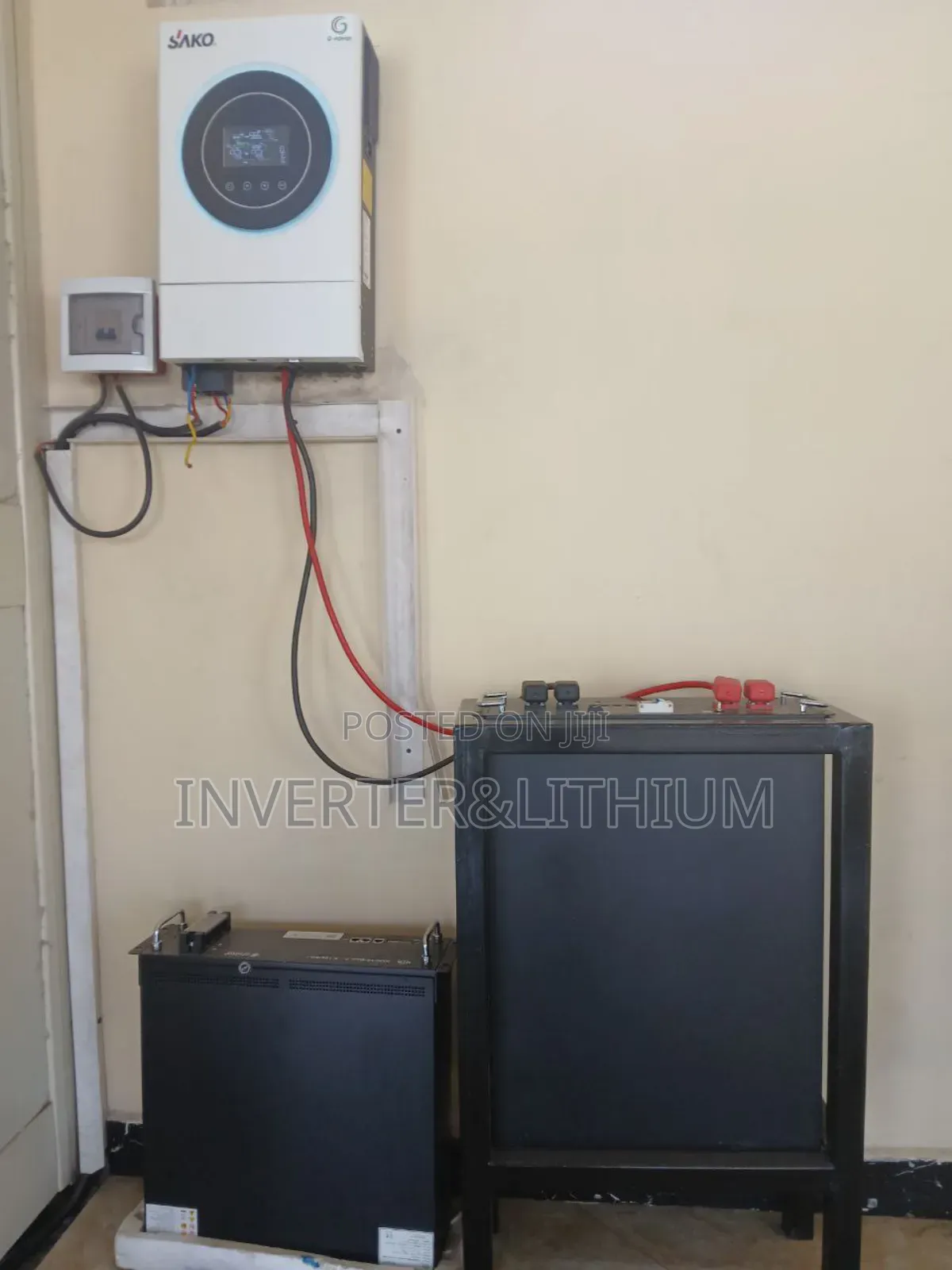 Automatic Solar Inverter/Hybrid Inverter Lithium Ion Battery
