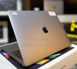 New Laptop Apple MacBook Air 2020 M1 8GB Apple M1 SSD 256GB