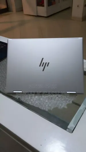 New Laptop HP Envy X360 8GB Intel Core I7 SSD 512GB