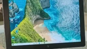 Photo - New Laptop HP Elite X2 1012 8GB Intel Core I9 SSD 256GB