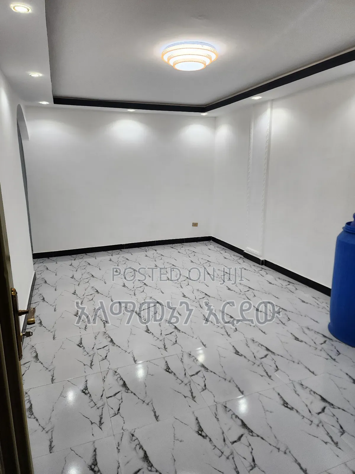 Furnished 2bdrm Condo in ኮንዶሚንየም, Bole for sale