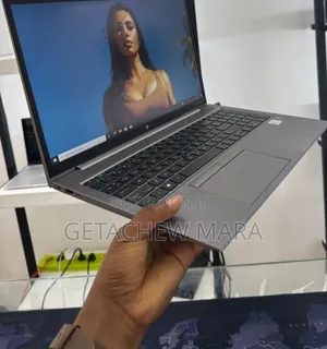 New Laptop HP Pavilion 15 16GB Intel Core I7 SSD 512GB