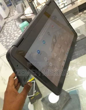 Photo - New Laptop Dell 4GB Intel Xeon SSD 60GB