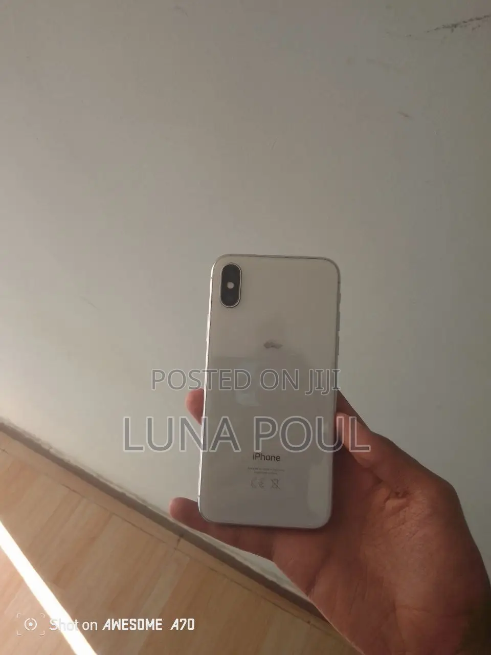 Apple iPhone X 64 GB White