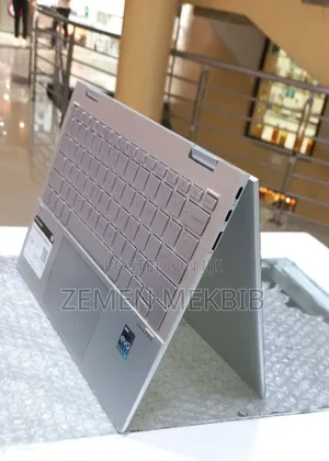 New Laptop HP Envy X360 8GB Intel Core I7 SSD 512GB