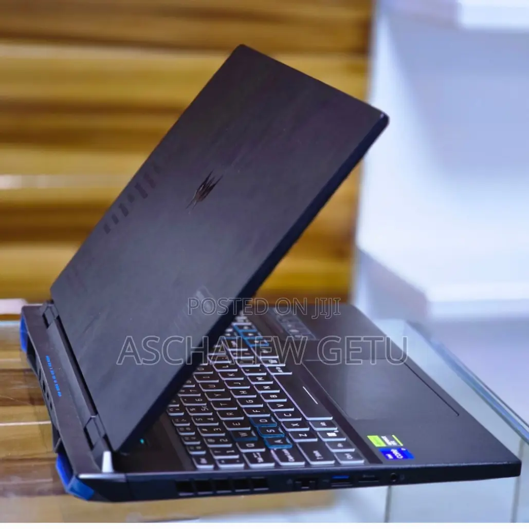 New Laptop Acer Predator Helios 300 32GB Intel Core I7 SSD 1T