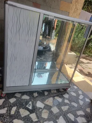 Display With Amazing Condition for Shop