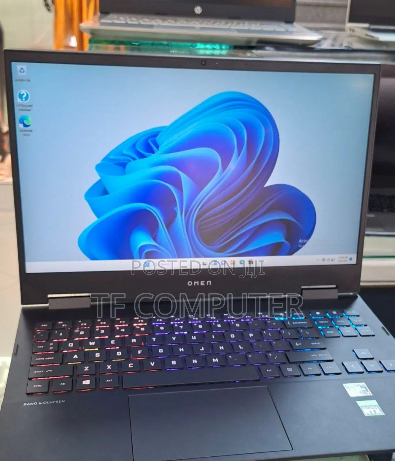 New Laptop HP Omen 15 16GB AMD Ryzen 7 SSD 512GB