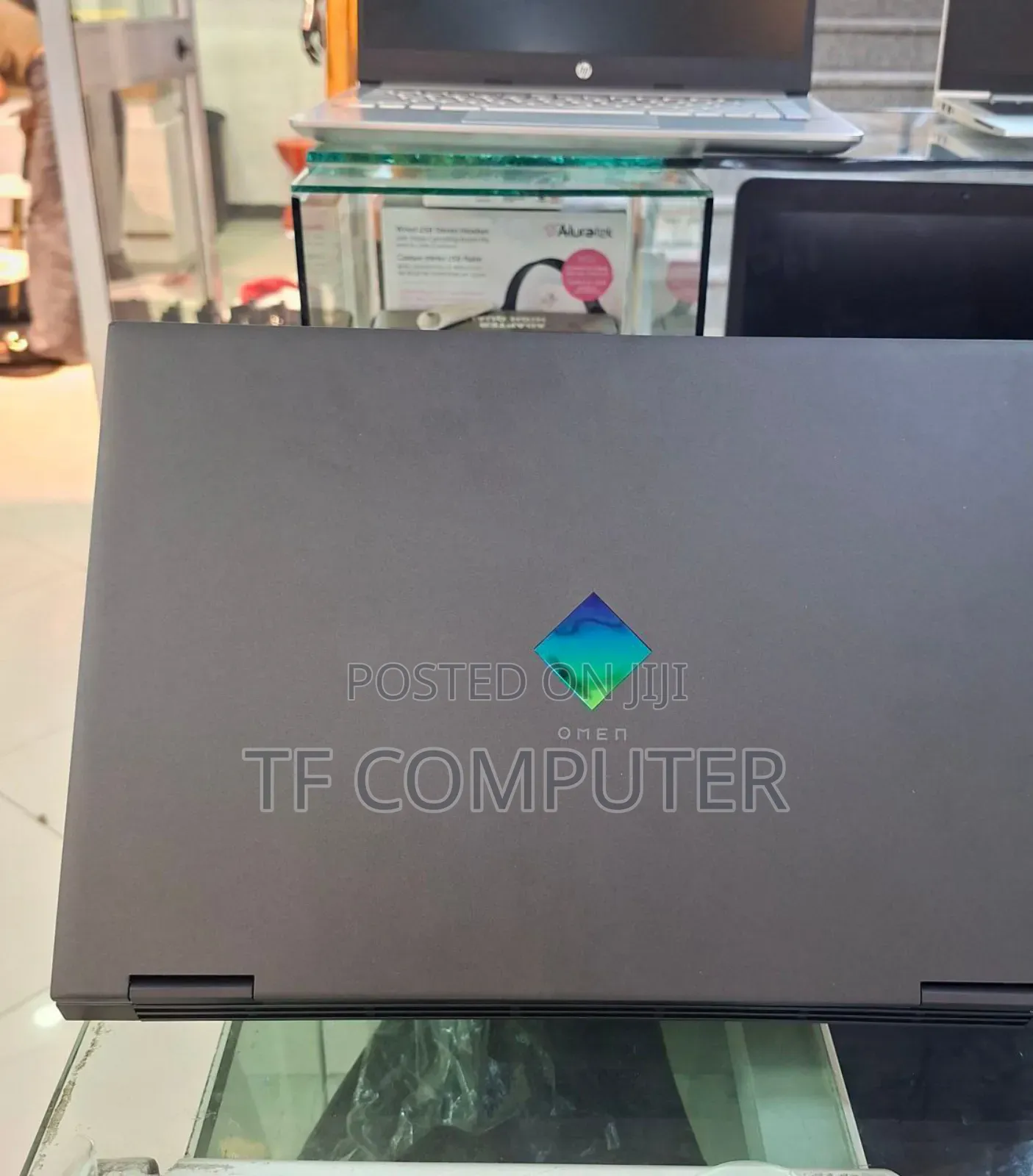 New Laptop HP Omen 15 16GB AMD Ryzen 7 SSD 512GB