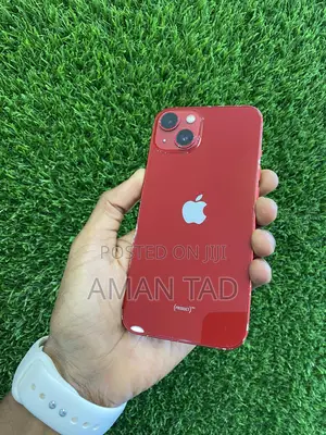 Apple iPhone 13 128 GB Red