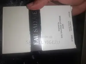 Photo - Perfume Spray