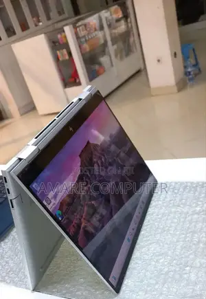 New Laptop HP Envy X360 8GB Intel Core I7 SSD 512GB